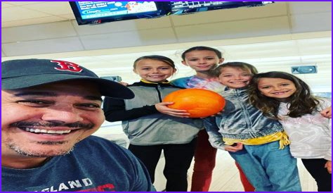 Amber Mariano [Rob Mariano wife] net worth, wiki, bio, still together with Rob?, and kids.